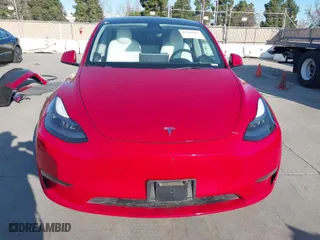 2021 Tesla Model Y Performance with VIN 5YJYGDEF5MF211592, listed as a IAAI auction lot 41766033 with 59,694 mi miles. Bid and sale history available at carsss.com. Image 13.