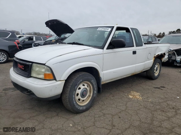 2001 GMC Sonoma SLS w/1SH Pkg with VIN 1GTDT19W618217027, listed as a Copart auction lot 87254654 with 162,109 mi miles and Salvage Title. Bid and sale history available at carsss.com. Image 1.