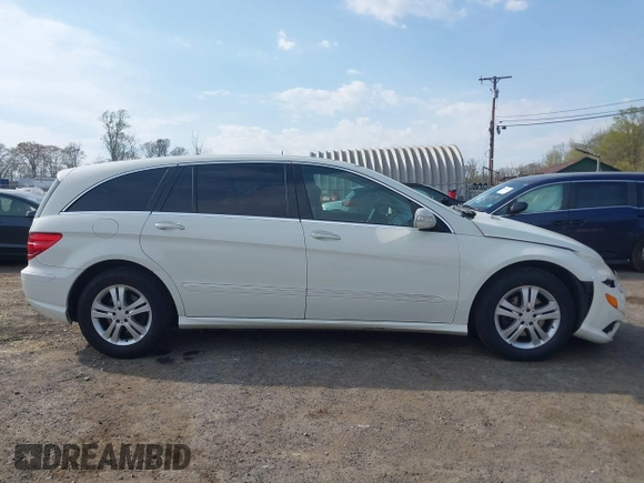 2009 Mercedes-Benz R 3.5L with VIN 4JGCB65E09A092583, listed as a IAAI auction lot 42102652 with 161,426 mi miles and . Bid and sale history available at DreamBid. Image 13.