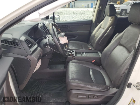 2019 Honda Odyssey EX-L with VIN 5FNRL6H72KB014960, listed as a Copart auction lot 48701035 with 131,921 mi miles and Salvage Title. Bid and sale history available at carsss.com. Image 7.