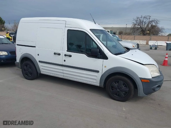 2013 Ford Transit Connect XL with VIN NM0LS7AN1DT148315, listed as a IAAI auction lot 41725152 with 170,897 mi miles. Bid and sale history available at carsss.com. Image 1.