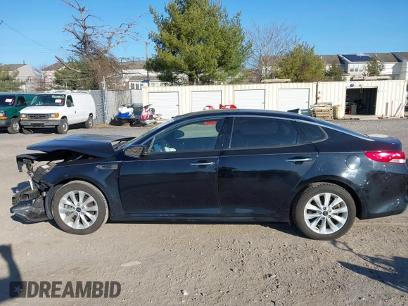 2018 Kia Optima EX with VIN 5XXGU4L31JG209828, listed as a IAAI auction lot 41762547 with 169,408 mi miles and . Bid and sale history available at carsss.com. Image 14.
