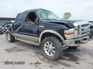 2008 Ford F-250 XL z VIN 1FTSW21R68ED24214, wystawiony jako IAAI lot #42063880 z przebiegiem 211 252 mil mil oraz . Historia ofert i sprzedaży dostępna na DreamBid. Obrazek 1.