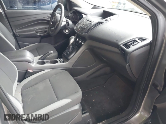 2014 Ford Escape S with VIN 1FMCU0F71EUC16148, listed as a IAAI auction lot 42025551 with 105,274 mi miles. Bid and sale history available at carsss.com. Image 5.
