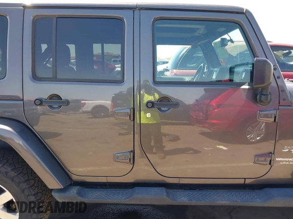 2018 Jeep Wrangler JK Unlimited Altitude with VIN 1C4BJWEG9JL802853, listed as a IAAI auction lot 41993420 with 51,742 mi miles. Bid and sale history available at carsss.com. Image 13.