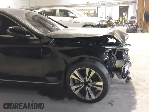 2020 Mercedes-Benz C 300 with VIN 55SWF8EB3LU327384, listed as a IAAI auction lot 41205127 with 40,896 mi miles and . Bid and sale history available at DreamBid. Image 18.