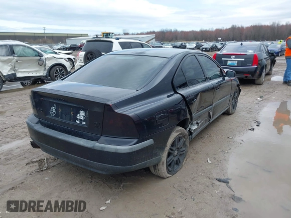 2004 Volvo S60 with VIN YV1RH59H542378132, listed as a IAAI auction lot 41919433 with 128,608 mi miles. Bid and sale history available at carsss.com. Image 4.