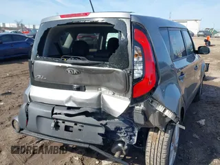 2015 Kia Soul + with VIN KNDJP3A5XF7185380, listed as a IAAI auction lot 41772650 with 79,189 mi miles. Bid and sale history available at carsss.com. Image 6.