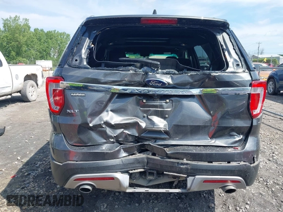 2017 Ford Explorer XLT with VIN 1FM5K7D86HGB90698, listed as a IAAI auction lot 42526802 with 124,640 mi miles and . Bid and sale history available at DreamBid. Image 16.