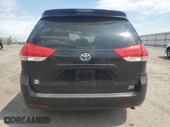 2014 Toyota Sienna Limited z VIN 5TDDK3DC2ES075367, wystawiony jako Copart lot #54010085 z przebiegiem 148 312 mil mil oraz Szkoda całkowita • Salvage title. Historia ofert i sprzedaży dostępna na DreamBid. Obrazek 6.