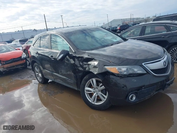 2015 Acura RDX Tech Pkg with VIN 5J8TB4H54FL030898, listed as a IAAI auction lot 41695901 with 136,437 mi miles. Bid and sale history available at carsss.com. Image 1.