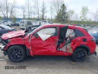 2024 Honda HR-V Sport with VIN 3CZRZ2H52RM734779, listed as a IAAI auction lot 42112615 with 9,651 mi miles and . Bid and sale history available at DreamBid. Image 14.