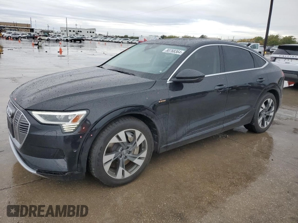 2020 Audi e-tron Sportback Premium Plus z VIN WA12ABGE3LB035458, wystawiony jako Copart lot #80768364 z przebiegiem 22 823 mil mil oraz Szkoda całkowita • Salvage title. Historia ofert i sprzedaży dostępna na DreamBid. Obrazek 1.