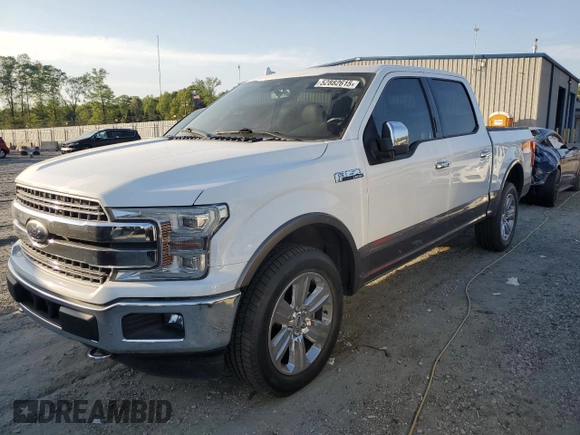 2018 Ford F-150 XL with VIN 1FTEW1EG5JFB38812, listed as a Copart auction lot 52882615 with 137,106 mi miles and Salvage Title. Bid and sale history available at carsss.com. Image 1.