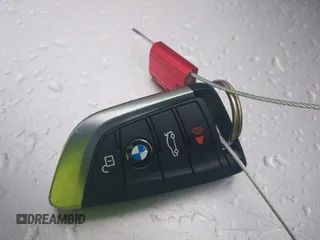 2022 BMW 5 Series 530e с VIN WBA13AG01NCJ72192, выставлен на аукционе IAAI как лот 41809247 с пробегом 27 923 миль миль и . История ставок и продаж доступна на DreamBid. Изображение 11.