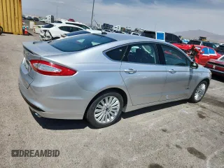 2014 Ford Fusion Titanium with VIN 3FA6P0SU2ER164109, listed as a Copart auction lot 62234175 with 130,324 mi miles and Clean title. Bid and sale history available at DreamBid. Image 3.