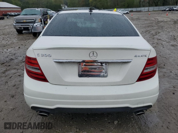 2012 Mercedes-Benz C 300 Sport with VIN WDDGF8BBXCF870761, listed as a Copart auction lot 55396305 with 74,812 mi miles and Clean Title. Bid and sale history available at DreamBid. Image 6.
