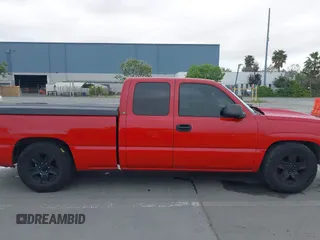 2004 Chevrolet Silverado 1500 Work Truck with VIN 2GCEC19T441162305, listed as a IAAI auction lot 42044275 with 154,971 mi miles. Bid and sale history available at carsss.com. Image 14.