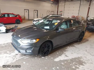 2020 Ford Fusion SE with VIN 3FA6P0HD9LR107734, listed as a IAAI auction lot 41937949 with 73339 miles. Bid and sale history available at carsss.com. Image 17.