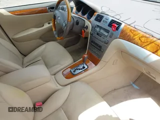 2005 Lexus ES 350 z VIN JTHBA30G155122928, wystawiony jako IAAI lot #42311420 z przebiegiem 74 281 mil mil oraz . Historia ofert i sprzedaży dostępna na DreamBid. Obrazek 5.