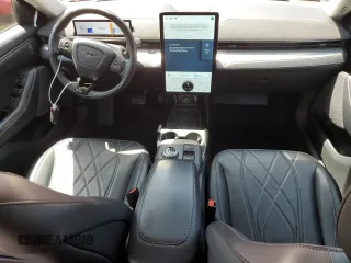 2022 Ford Mustang Mach-E Select с VIN 3FMTK1RM3NMA29169, выставлен на аукционе Copart как лот 61686905 с пробегом 27 707 миль миль и Списание • Salvage title. История ставок и продаж доступна на DreamBid. Изображение 8.
