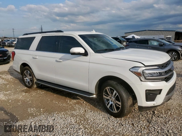 2023 Ford Expedition Max XLT with VIN 1FMJK1J80PEA10061, listed as a Copart auction lot 56744435 with 24,979 mi miles and Salvage title. Bid and sale history available at DreamBid. Image 4.