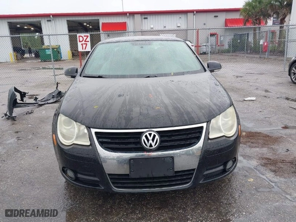 2008 Volkswagen Eos Turbo with VIN WVWBA71FX8V019087, listed as a IAAI auction lot 41373924 with NaN miles. Bid and sale history available at carsss.com. Image 12.