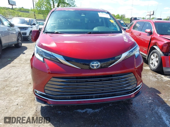 2021 Toyota Sienna Limited z VIN 5TDZRKEC0MS038956, wystawiony jako IAAI lot #42111556 z przebiegiem 47 647 mil mil oraz . Historia ofert i sprzedaży dostępna na DreamBid. Obrazek 12.