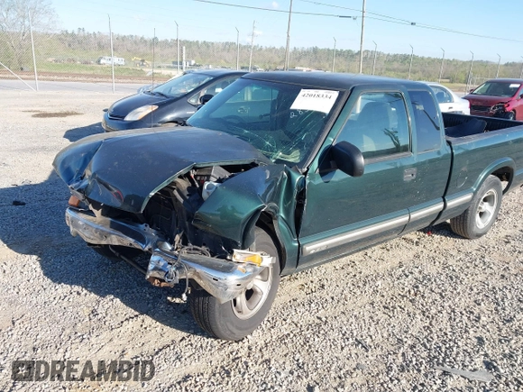 2003 Chevrolet S-10 with VIN 1GCCS19H038283804, listed as a IAAI auction lot 42018334 with 171,940 mi miles and . Bid and sale history available at DreamBid. Image 18.