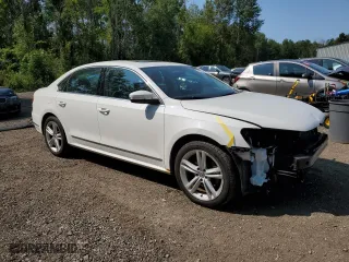 2014 Volkswagen Passat SEL Premium with VIN 1VWCS7A36EC062465, listed as a Copart auction lot 66998344 with 210,744 mi miles and Salvage Title. Bid and sale history available at carsss.com. Image 4.