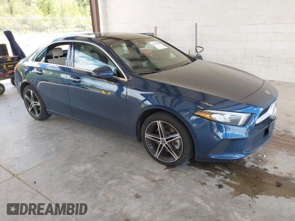 2022 Mercedes-Benz A 220 with VIN W1K3G4FB8NJ331957, listed as a IAAI auction lot 42135448 with 25,934 mi miles and . Bid and sale history available at DreamBid. Image 1.