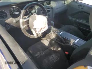 2014 Ford Mustang V6 с VIN 1ZVBP8AM3E5233138, выставлен на аукционе Copart как лот 53058815 с пробегом 101 345 миль миль и На запчасти • Non repairable. История ставок и продаж доступна на DreamBid. Изображение 8.