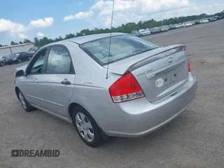 2008 Kia Spectra EX z VIN KNAFE121285559049, wystawiony jako IAAI lot #42364961 z przebiegiem 144 143 mil mil oraz . Historia ofert i sprzedaży dostępna na DreamBid. Obrazek 3.