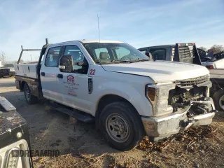 2019 Ford Super Duty F-250 SRW XL with VIN 1FT7W2A6XKED17771, listed as a Copart auction lot 84632244 with 126,212 mi miles and Salvage Title. Bid and sale history available at carsss.com. Image 4.