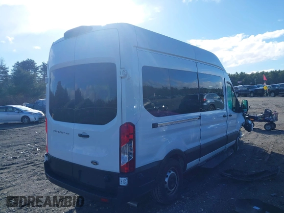 2024 Ford Transit Passenger XL with VIN 1FBAX2X83RKB05418, listed as a IAAI auction lot 40930608 with 2,344 mi miles and . Bid and sale history available at DreamBid. Image 4.