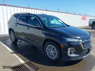 2022 Chevrolet Traverse LT Leather with VIN 1GNEVHKW7NJ136660, listed as a IAAI auction lot 42033795 with 65,955 mi miles. Bid and sale history available at carsss.com. Image 1.