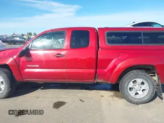 2006 Toyota Tacoma with VIN 5TEUU42N76Z303968, listed as a IAAI auction lot 41520700 with 146,888 mi miles. Bid and sale history available at carsss.com. Image 15.