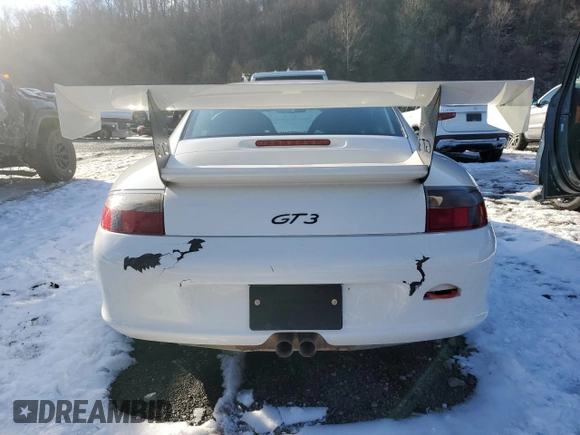 2004 Porsche 911 z VIN WP0AC29984S692205, wystawiony jako Copart lot #44359845 z przebiegiem 11 183 mil mil oraz Nie do naprawy • Non repairable. Historia ofert i sprzedaży dostępna na DreamBid. Obrazek 6.