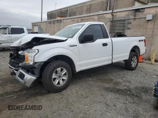 2018 Ford F-150 XL with VIN 1FTMF1EB6JKD15262, listed as a Copart auction lot 85259534 with 196,625 mi miles and Salvage Title. Bid and sale history available at carsss.com. Image 1.