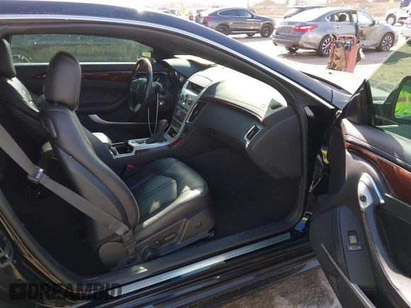 2013 Cadillac CTS Coupe Premium with VIN 1G6DP1E32D0169211, listed as a IAAI auction lot 41818791 with 41,984 mi miles. Bid and sale history available at carsss.com. Image 5.