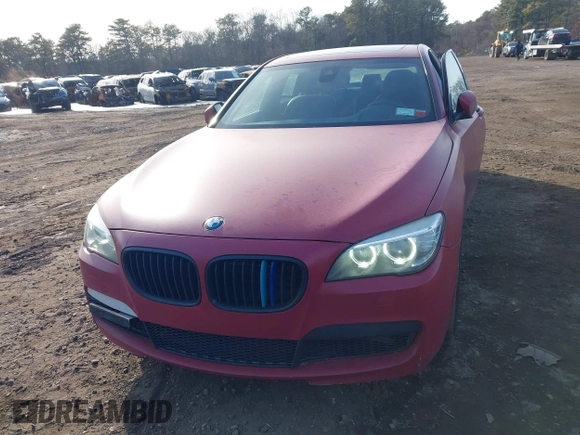 2014 BMW 7 Series 750i xDrive with VIN WBAYB6C55ED224496, listed as a IAAI auction lot 41471012 with 131,851 mi miles. Bid and sale history available at carsss.com. Image 6.