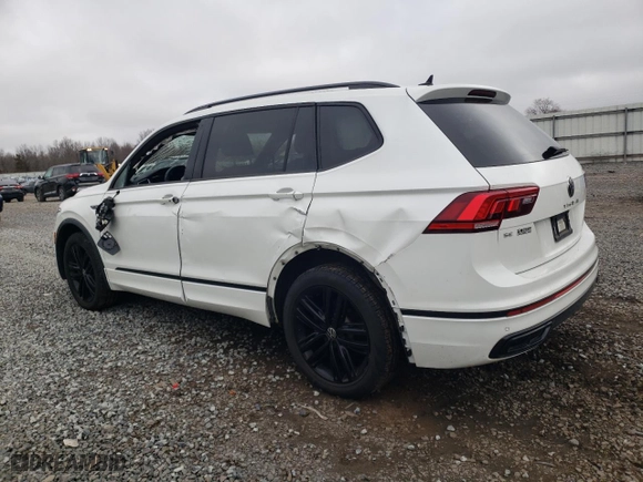 2022 Volkswagen Tiguan SE R-Line Black with VIN 3VVCB7AX0NM105283, listed as a Copart auction lot 49964315 with 41,317 mi miles and Salvage Title. Bid and sale history available at carsss.com. Image 2.