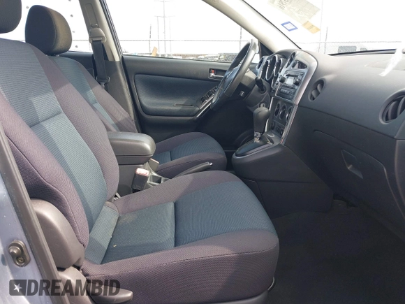 2006 Toyota Matrix STD z VIN 2T1LR30E36C562182, wystawiony jako IAAI lot #40937916 z przebiegiem 71 466 mil mil oraz . Historia ofert i sprzedaży dostępna na DreamBid. Obrazek 5.