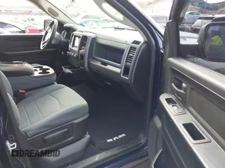 2018 Ram 1500 Express with VIN 1C6RR7FG4JS269271, listed as a IAAI auction lot 41763984 with 47,447 mi miles. Bid and sale history available at carsss.com. Image 5.