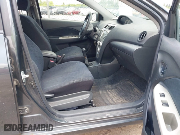2008 Toyota Yaris with VIN JTDBT923581206674, listed as a IAAI auction lot 42603493 with 220,244 mi miles and . Bid and sale history available at DreamBid. Image 5.