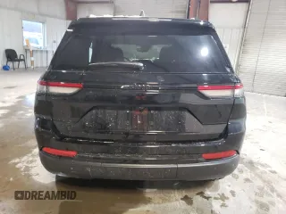 2024 Jeep Grand Cherokee Laredo with VIN 1C4RJHAG6R8929378, listed as a Copart auction lot 42204865 with 8,086 mi miles and Salvage title. Bid and sale history available at DreamBid. Image 6.