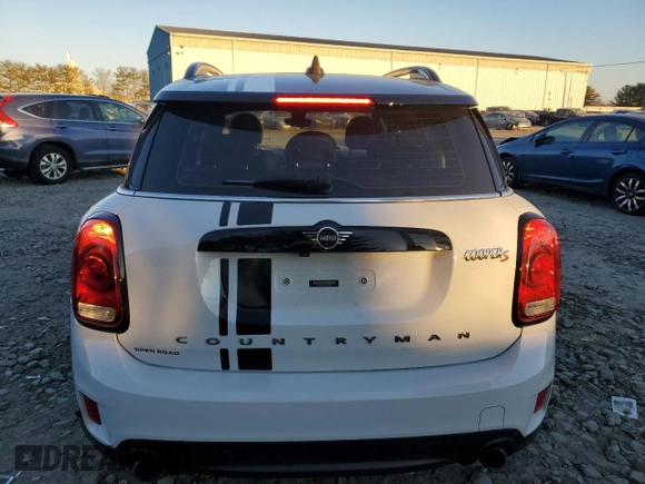 2019 MINI Countryman Cooper S with VIN WMZYT5C55K3G92128, listed as a Copart auction lot 88427445 with 68,689 mi miles and Salvage Title. Bid and sale history available at carsss.com. Image 6.