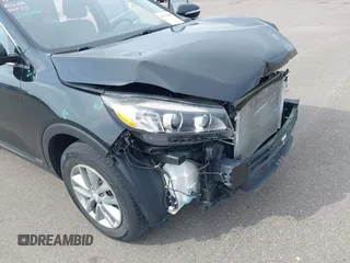 2017 Kia Sorento LX с VIN 5XYPGDA32HG203519, выставлен на аукционе IAAI как лот 42110057 с пробегом 80 102 миль миль и . История ставок и продаж доступна на DreamBid. Изображение 18.