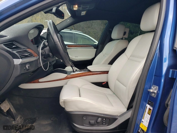 2012 BMW X6 M with VIN 5YMGZ0C52CLK14493, listed as a Copart auction lot 79947914 with 89,152 mi miles and Salvage Title. Bid and sale history available at carsss.com. Image 7.
