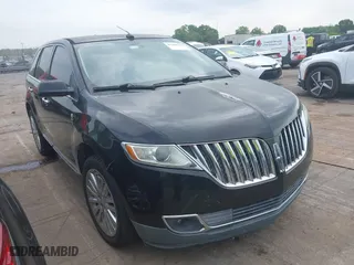 2011 Lincoln MKX with VIN 2LMDJ6JK0BBJ27379, listed as a IAAI auction lot 42088492 with 167,378 mi miles. Bid and sale history available at carsss.com. Image 1.